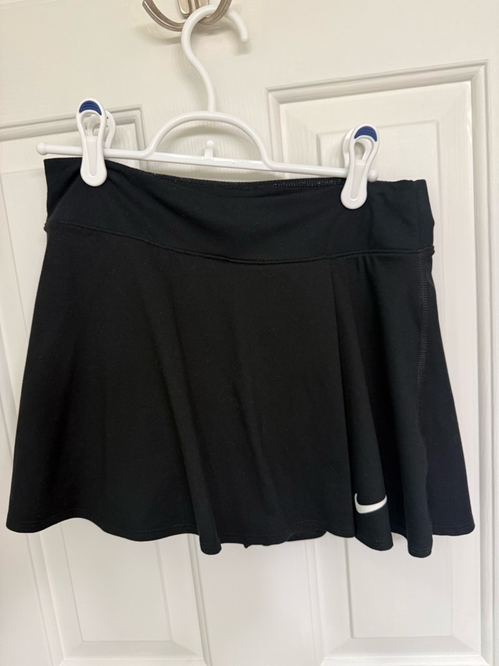 Nike Court Dri-FIT Victory Tennis Skirt with White Swoosh